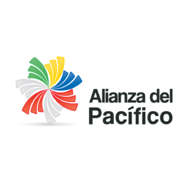 Logo de la Alianza del Pacífico de color negro, al lado un símbolo de color verde, rojo, azul, amarillo y gris. 